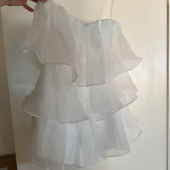 White Ruffled Strapless Romper - Picture 3 of 7